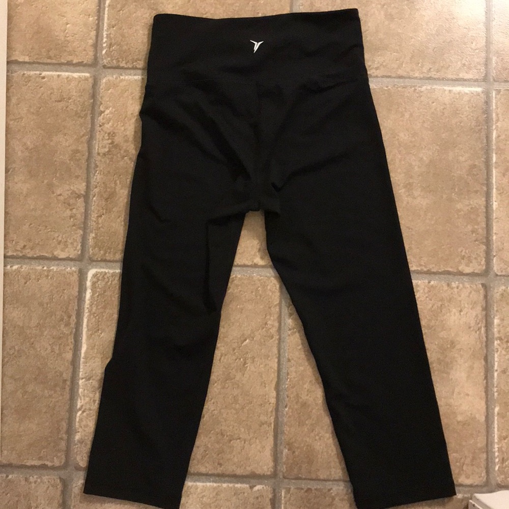 Brand New Without Tags Yoga Capri Pants